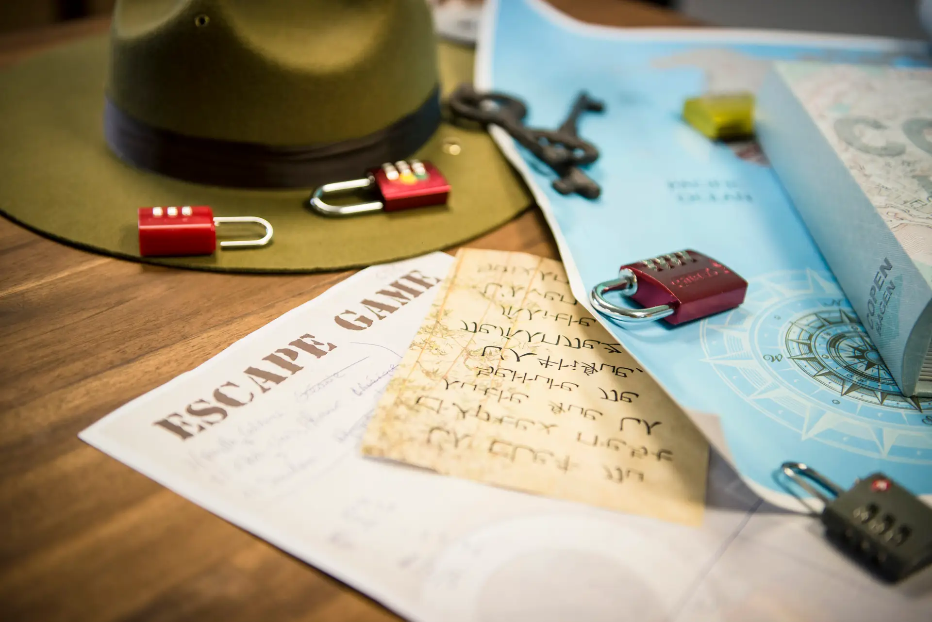 escape-box-1-scaled-1.jpg