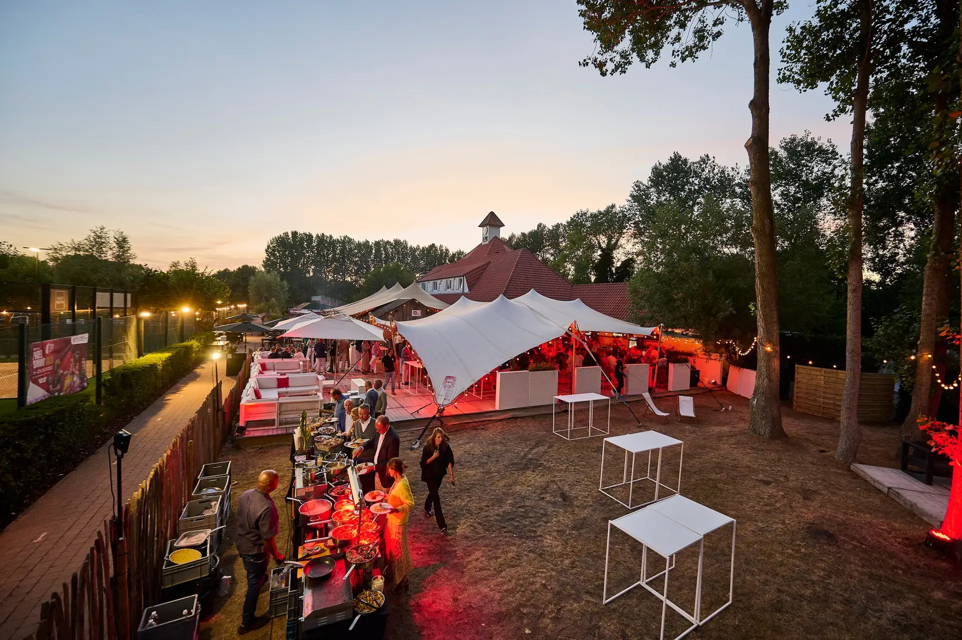 302548139_5362847227086006_93092793897904856_n